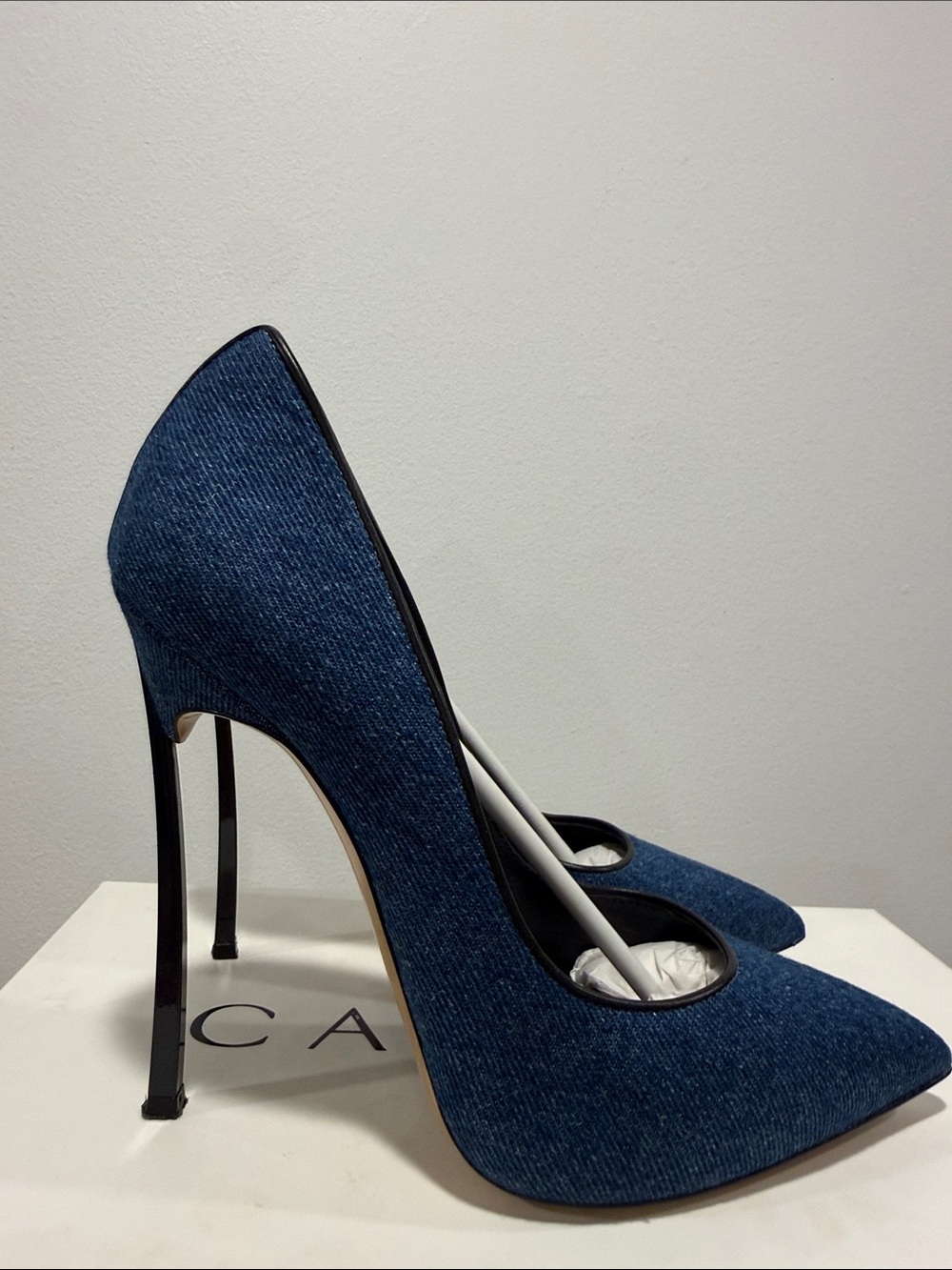 CASADEI Denim Pointed Toe Stiletto Pumps EU 37 / US 7 – Worn Once Made in Italy